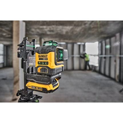 DeWALT DCK2095D2T-QW 18V XR Brushless 2-Delige Set met Schroef- Klopboormachine