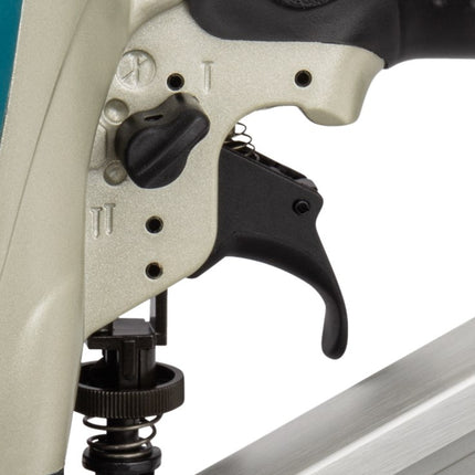 Makita AN943K 8 Bar Constructie Tacker