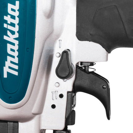 Makita AT638A 8 Bar Nietmachine Narrow Crown