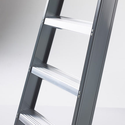 Trap Falco FEO USP 3 treden